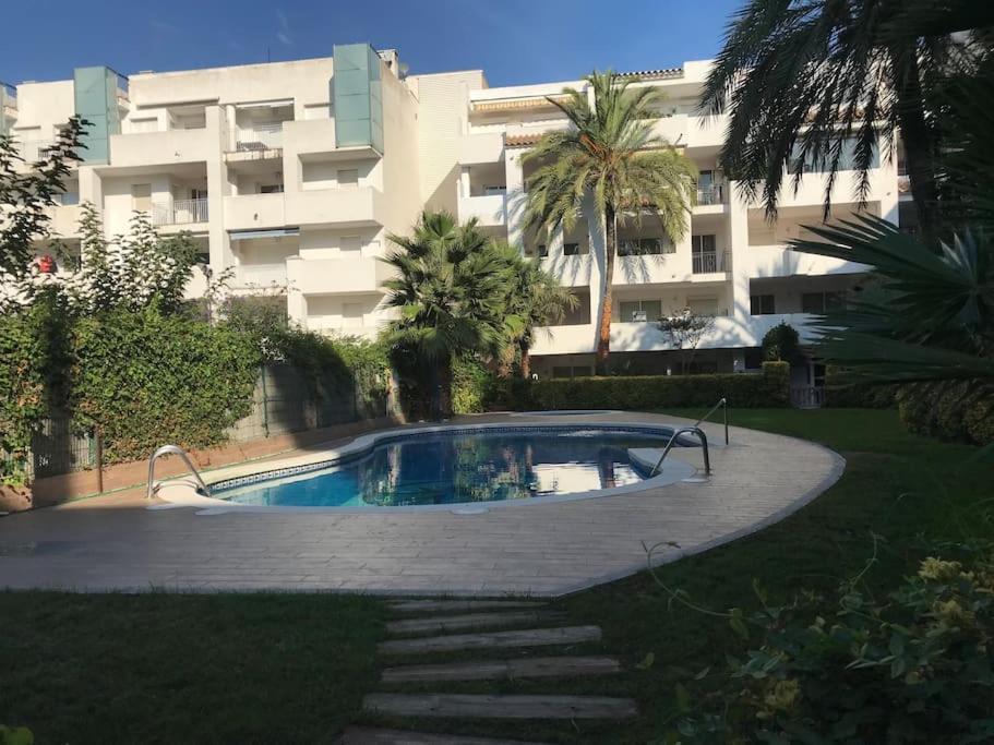 Superbe En Avec Piscine.