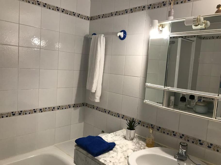Appartement Superbe En Avec Piscine. *